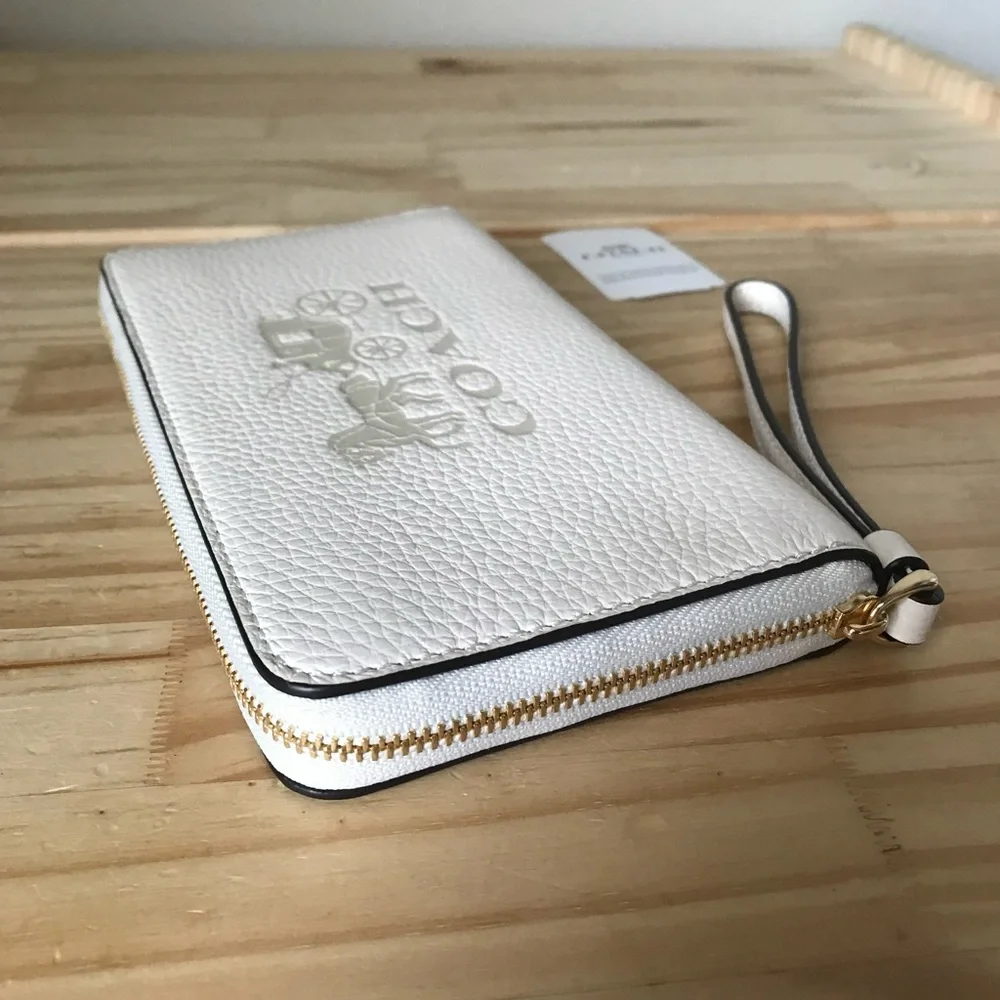 Coach Wallet🎈🎈 - Picture 3 of 6